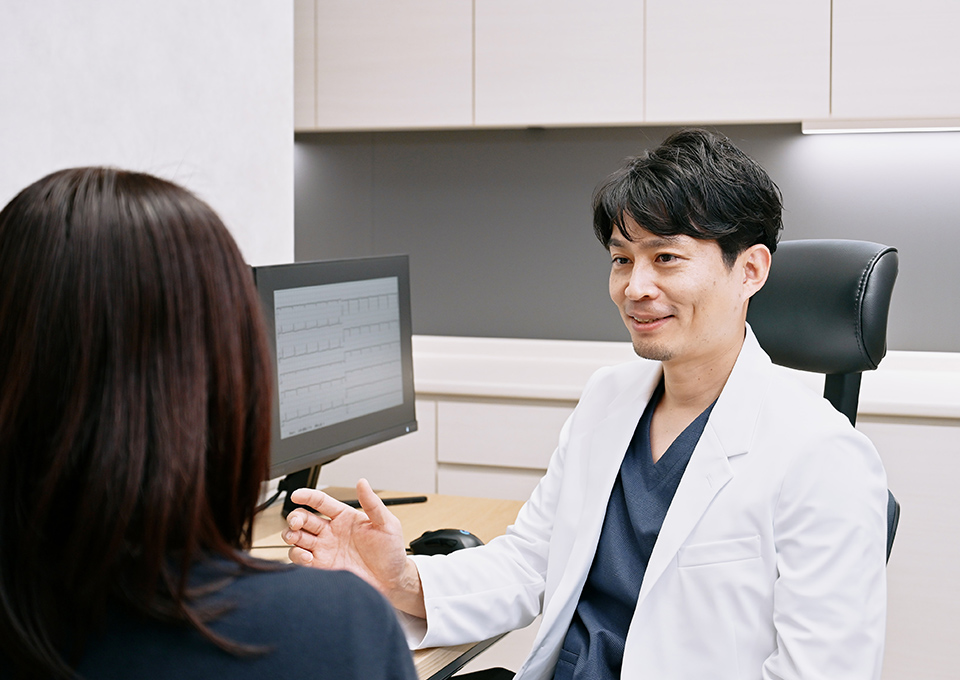 医師による診察と評価